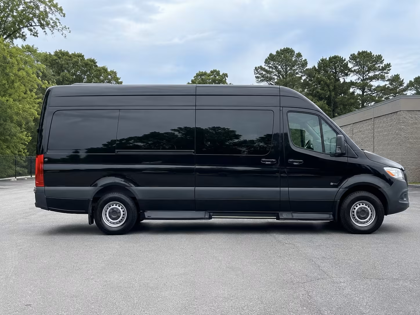 pasadena airport transfer shuttle bus services